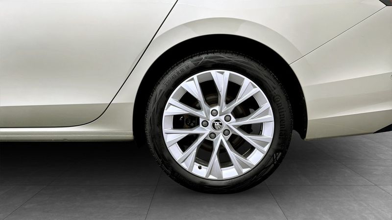 Skoda Superb bild 6