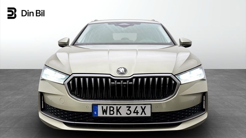 Skoda Superb bild 4