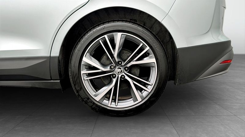 Skoda Enyaq bild 6