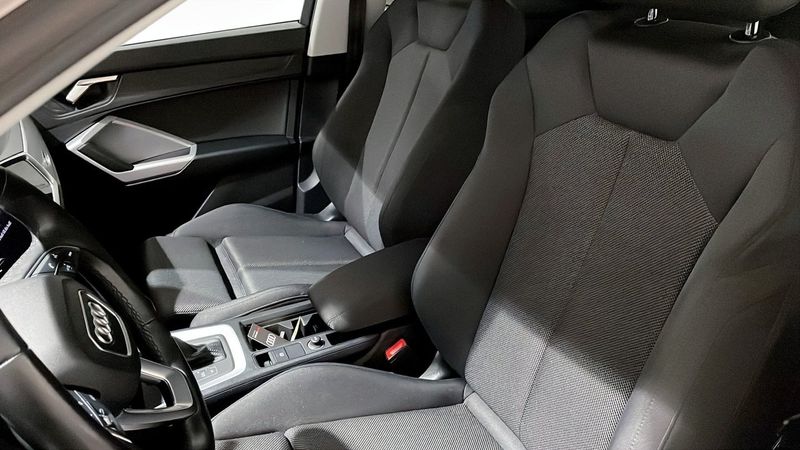 Audi Q3 bild 8