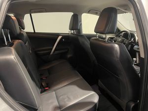Toyota RAV4 bild 10