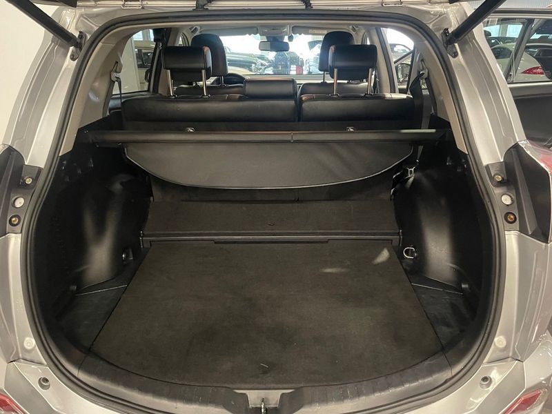 Toyota RAV4 bild 9
