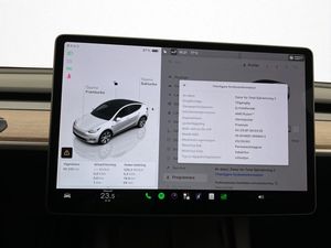 Tesla Model Y bild 31
