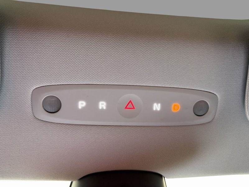 Tesla Model 3 bild 29