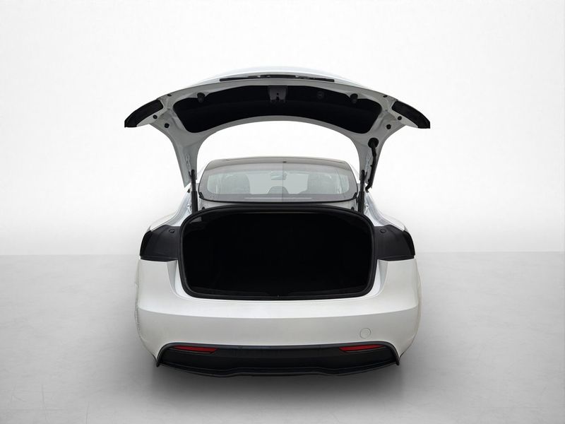 Tesla Model 3 bild 16