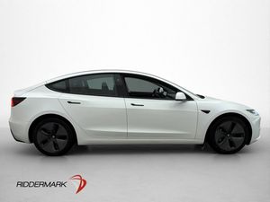 Tesla Model 3 bild 8
