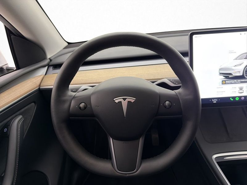 Tesla Model Y bild 33
