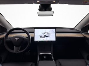 Tesla Model Y bild 14