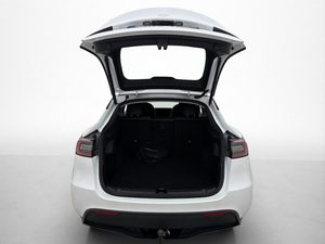 Tesla Model Y bild 18