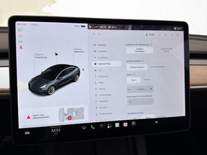 Tesla Model 3 bild 20