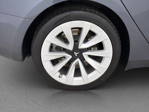 Tesla Model 3 bild 36