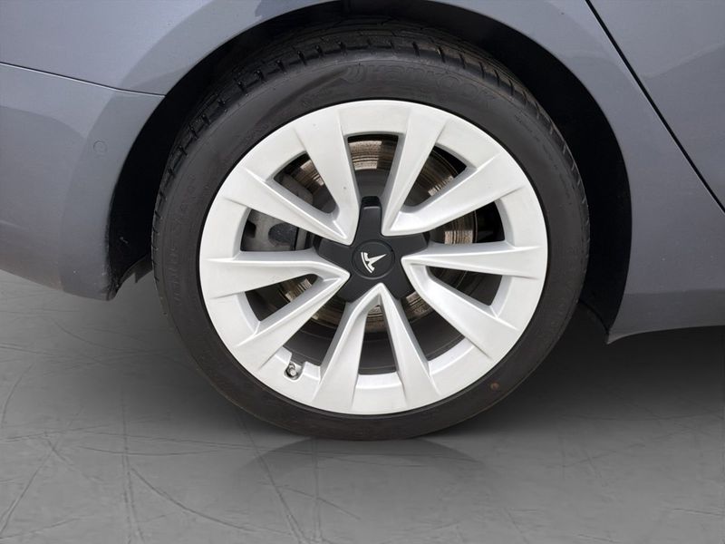 Tesla Model 3 bild 36