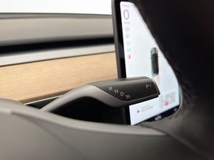 Tesla Model 3 bild 18