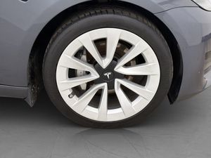 Tesla Model 3 bild 35