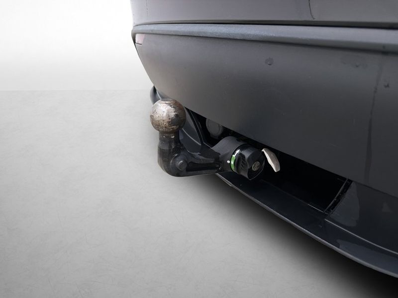 Tesla Model Y bild 11