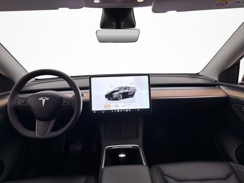 Tesla Model Y bild 14