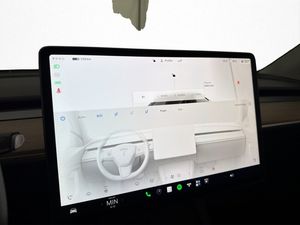 Tesla Model Y bild 20