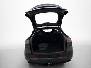 Tesla Model Y bild 31