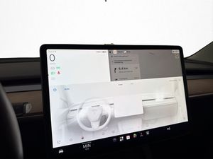 Tesla Model 3 bild 22