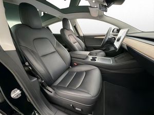 Tesla Model 3 bild 27