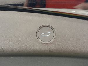 Tesla Model 3 bild 30