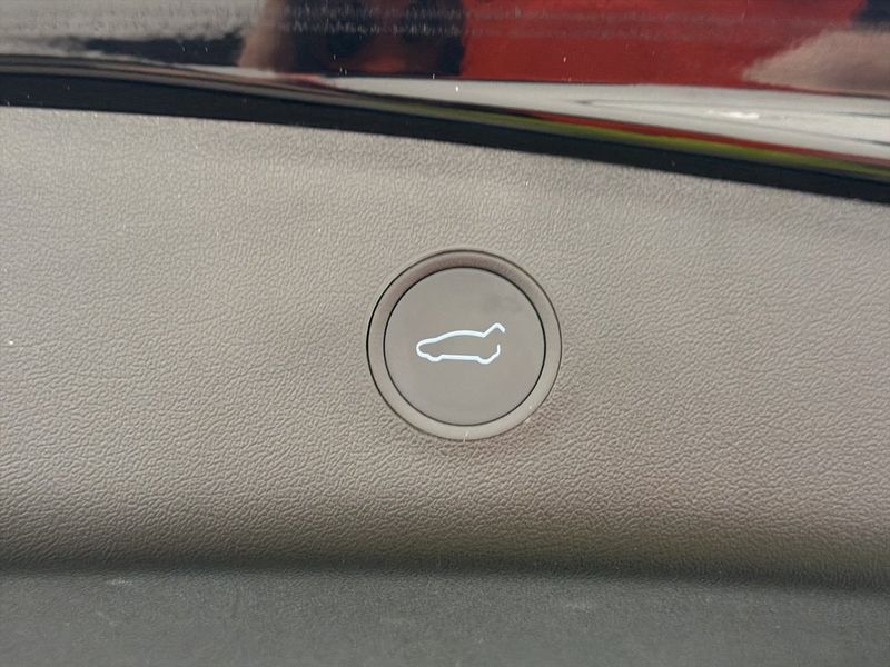 Tesla Model 3 bild 30