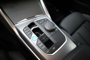 BMW i4 bild 23