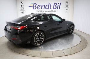 BMW i4 bild 16