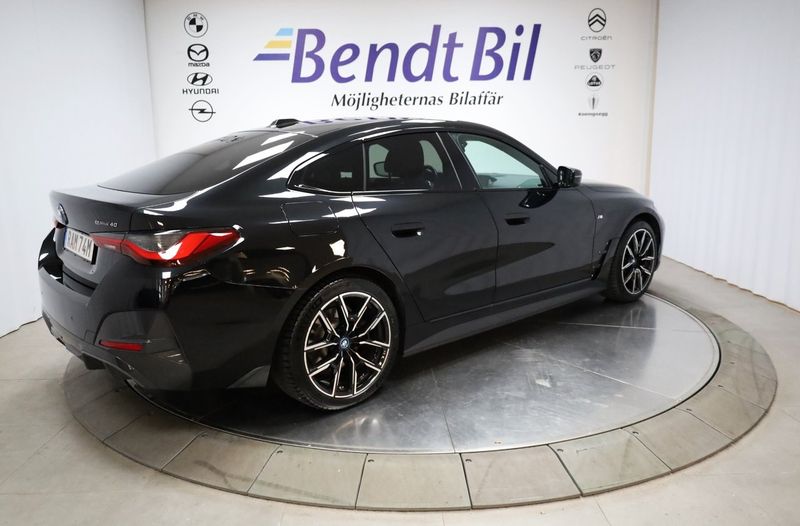 BMW i4 bild 16