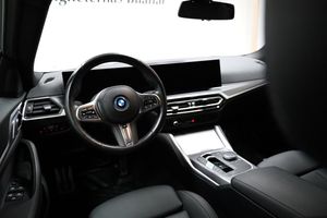 BMW i4 bild 5