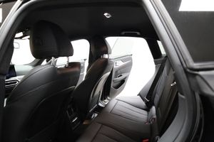 BMW i4 bild 18