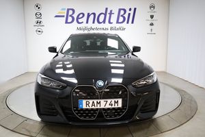 BMW i4 bild 2