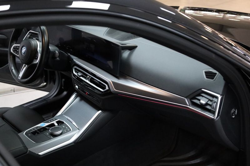BMW i4 bild 20