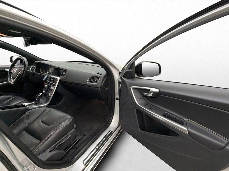 Volvo V60 bild 28