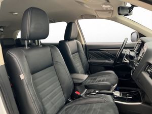 Mitsubishi Outlander bild 25