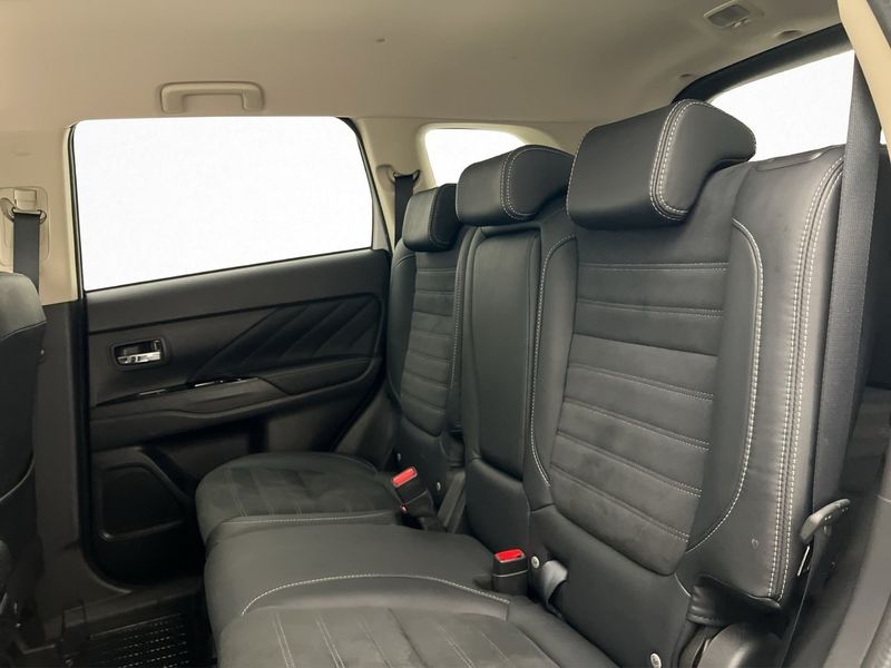 Mitsubishi Outlander bild 24