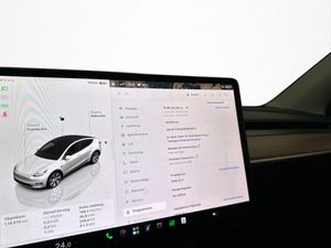 Tesla Model Y bild 25