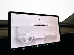 Tesla Model Y bild 22