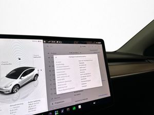 Tesla Model Y bild 18
