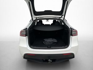 Tesla Model Y bild 12