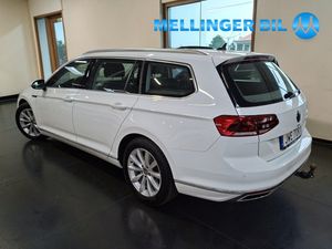 Volkswagen Passat bild 4