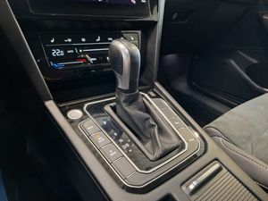 Volkswagen Passat bild 21