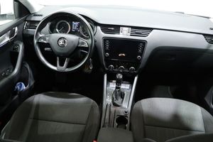 Skoda Octavia bild 5
