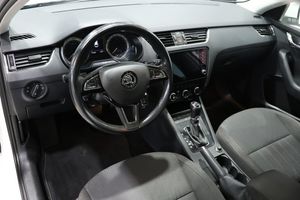 Skoda Octavia bild 6
