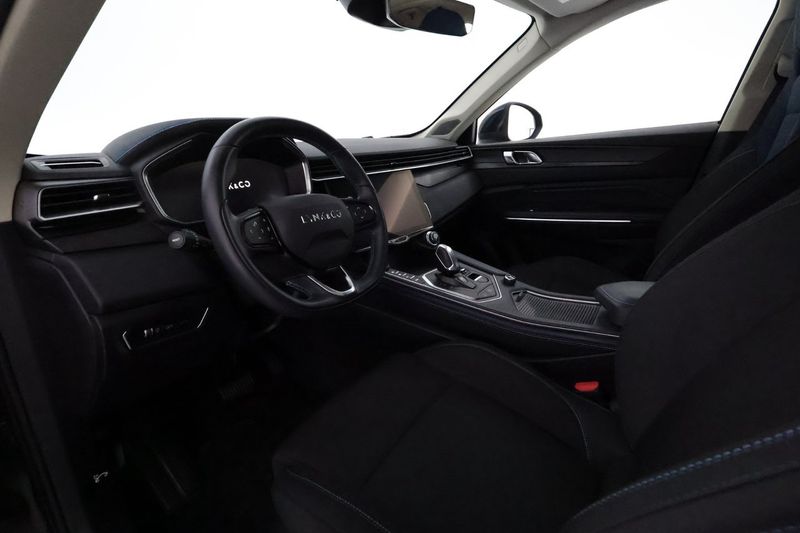 Lynk & Co 01 bild 11