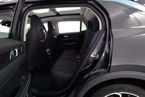 Lynk & Co 01 bild 12