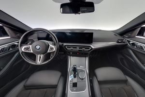 BMW i4 bild 13
