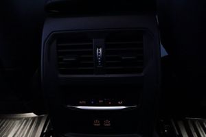 BMW i4 bild 26