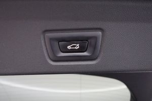 BMW i4 bild 28