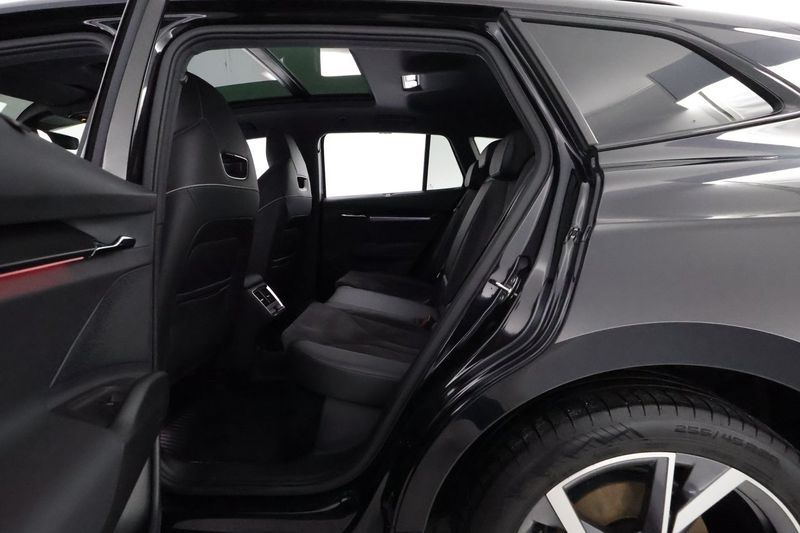 Skoda Enyaq bild 10